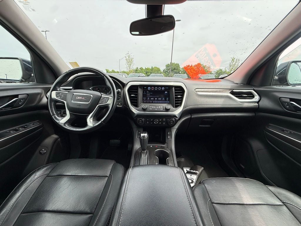 2017 GMC Acadia SLT-1