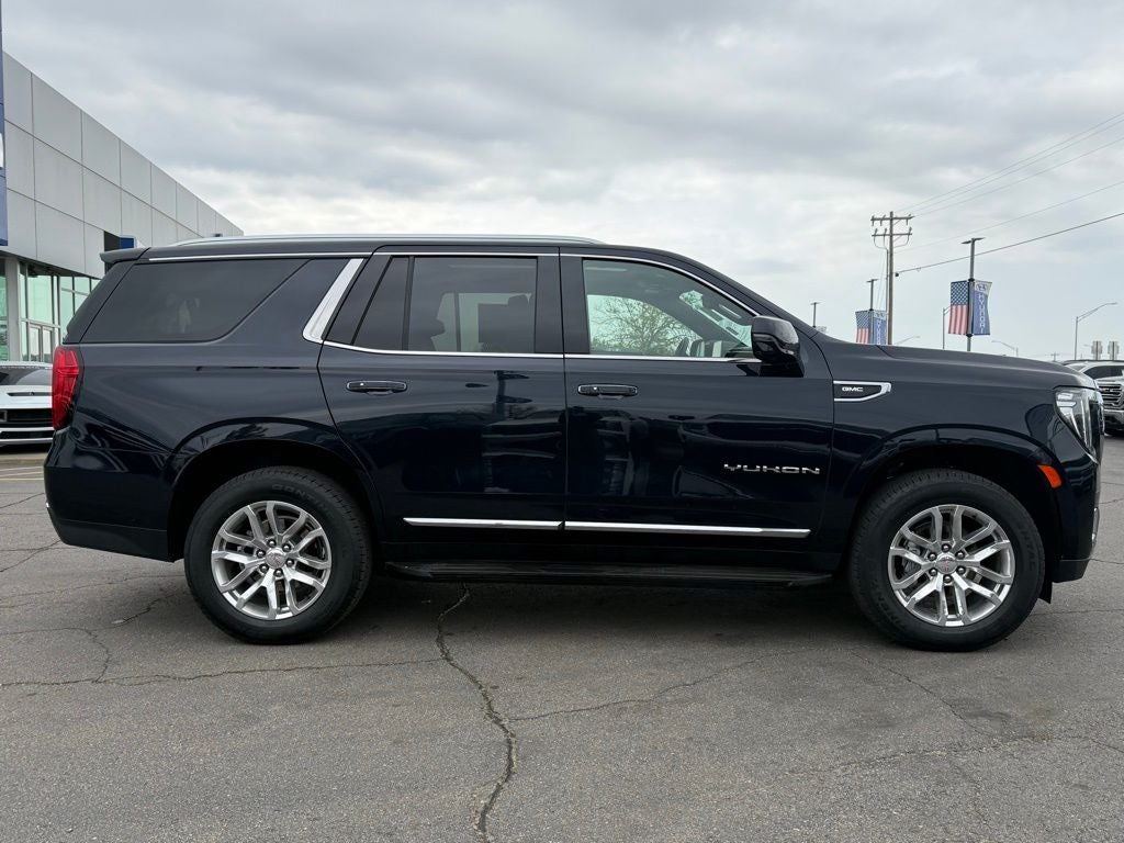 2023 GMC Yukon SLT