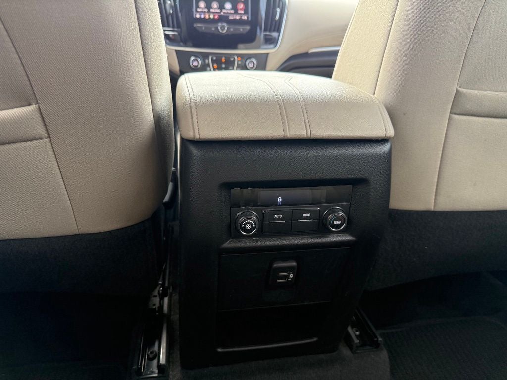 2022 Chevrolet Traverse LS
