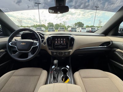 2022 Chevrolet Traverse LS