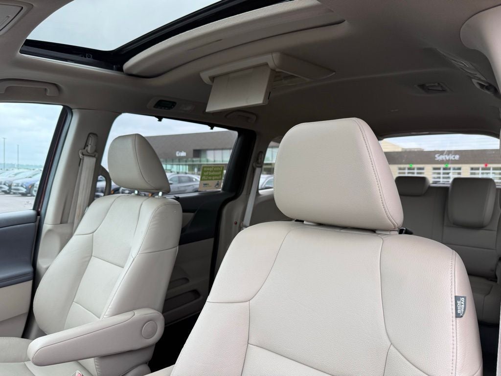 2014 Honda Odyssey EX-L Handicap Equipped