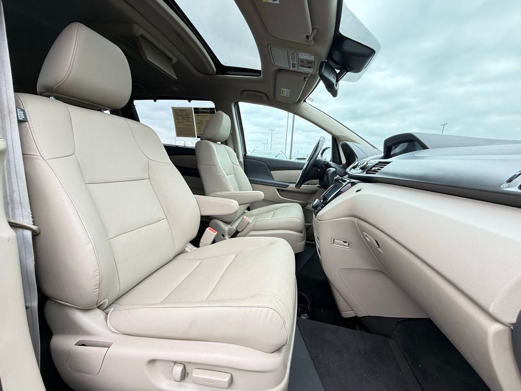 2014 Honda Odyssey EX-L Handicap Equipped