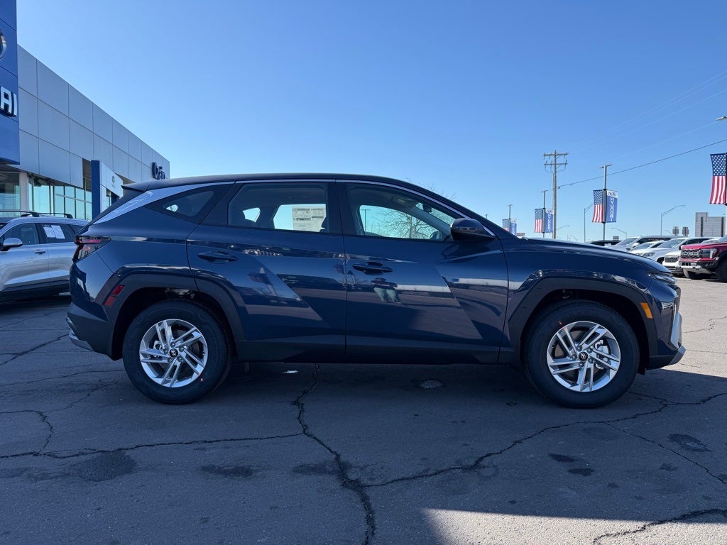 2026 Hyundai TUCSON SE FWD