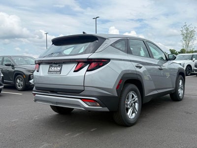 2026 Hyundai TUCSON SE FWD