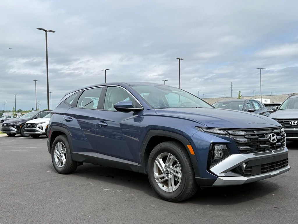 2025 Hyundai TUCSON SE
