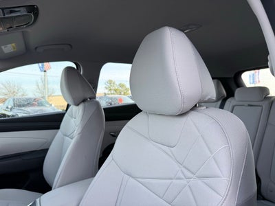 2026 Hyundai TUCSON SE FWD