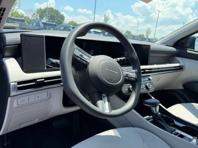 2026 Hyundai TUCSON SE FWD