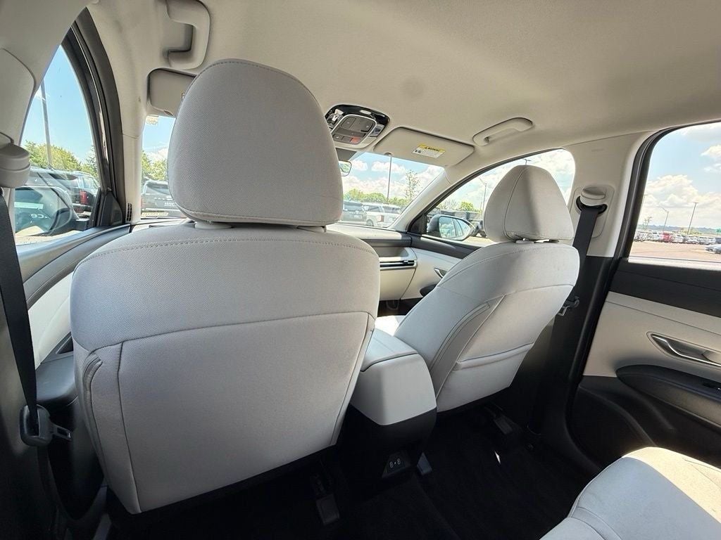 2026 Hyundai TUCSON SE FWD