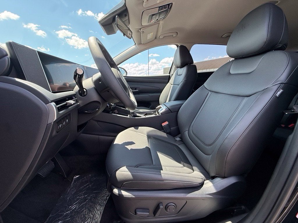 2026 Hyundai TUCSON SEL Plus FWD