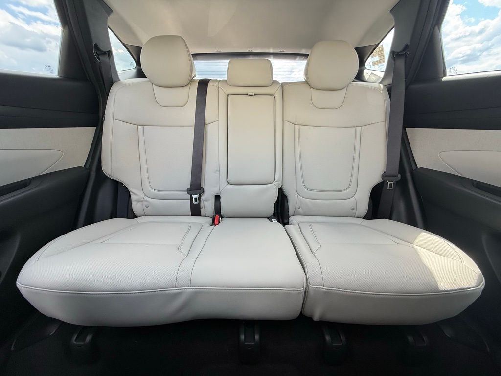 2026 Hyundai TUCSON SEL Premium FWD