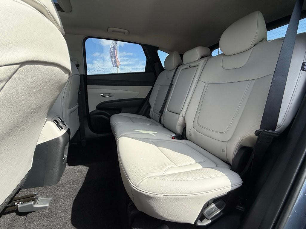 2026 Hyundai TUCSON SEL Premium FWD