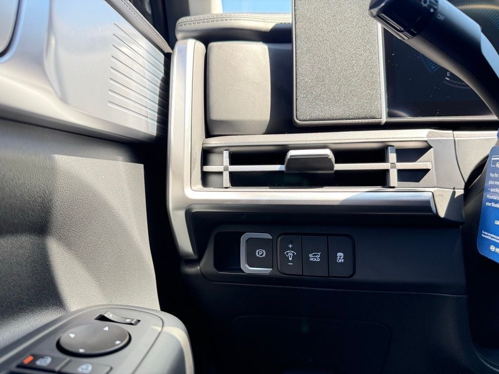 2026 Hyundai SANTA FE SE FWD