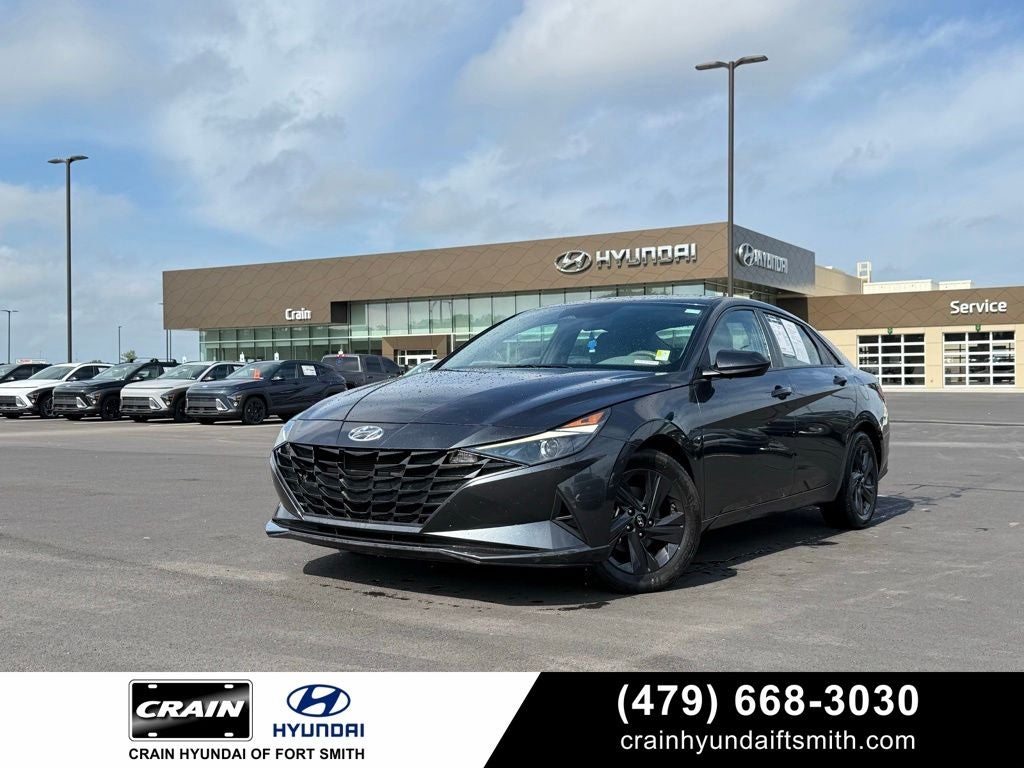 2023 Hyundai ELANTRA SEL