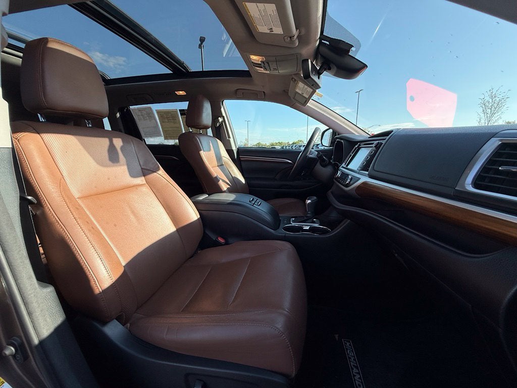 2018 Toyota Highlander Limited Platinum
