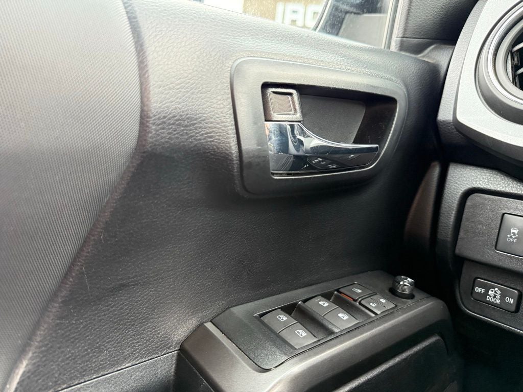 2021 Toyota Tacoma TRD Sport V6