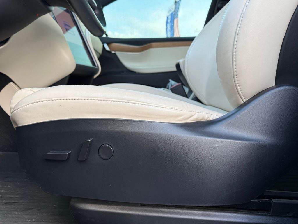 2020 Tesla Model X Long Range