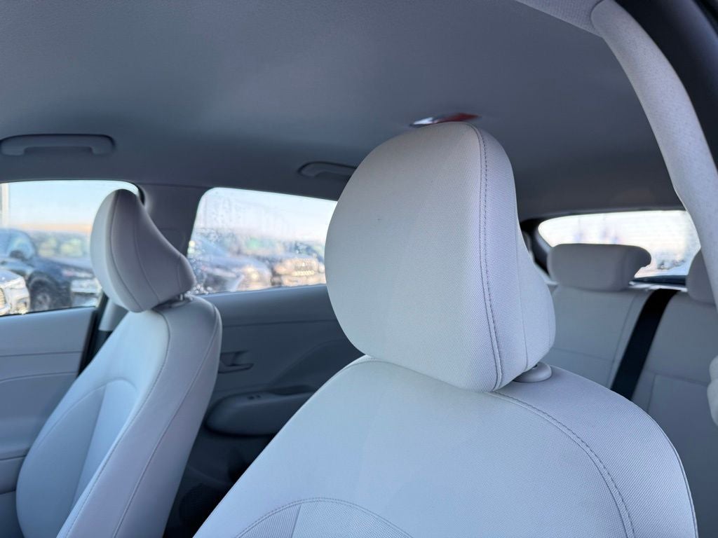 2026 Hyundai KONA SE FWD