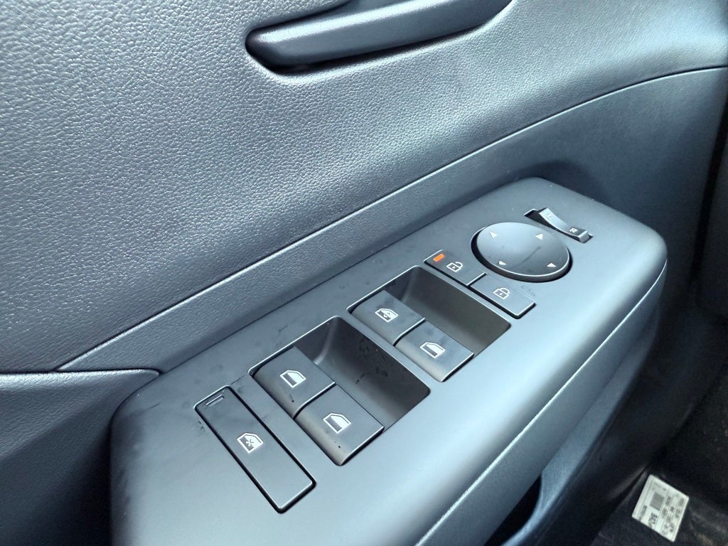 2026 Hyundai KONA SE FWD