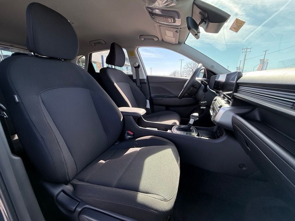 2025 Hyundai KONA SEL