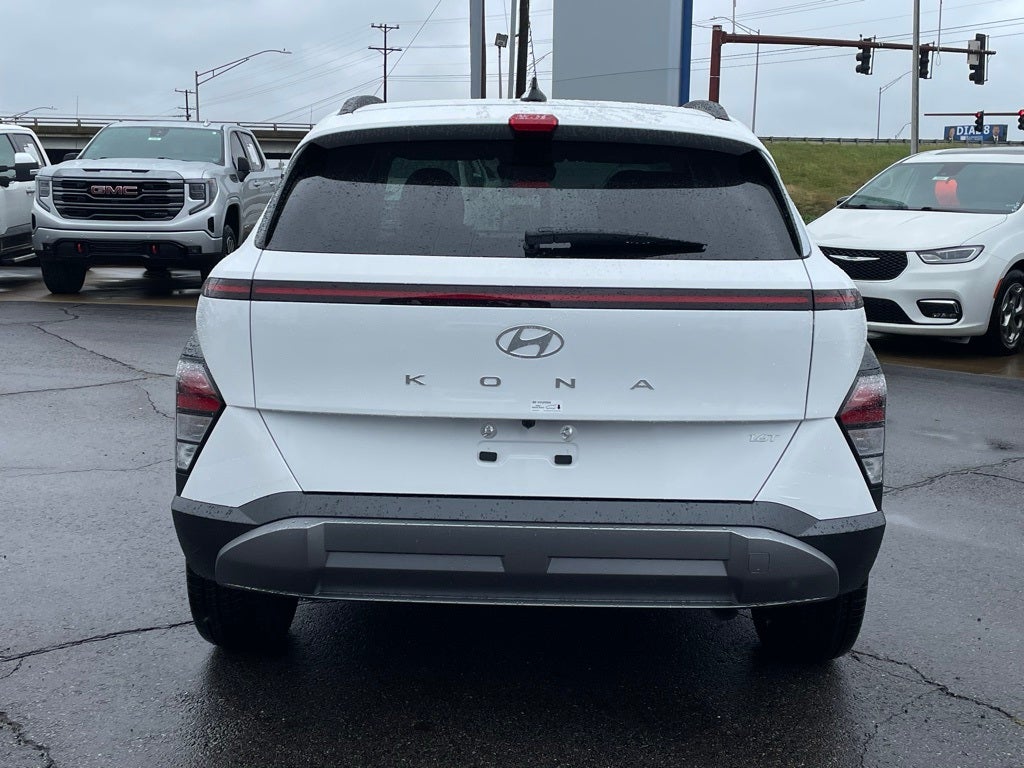 2026 Hyundai KONA SEL Premium FWD