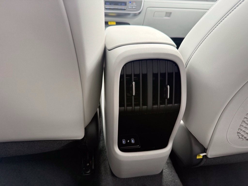 2027 Hyundai KONA SEL Premium FWD