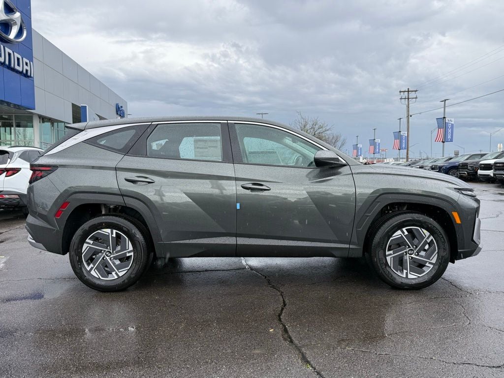2026 Hyundai TUCSON HYBRID Blue SE