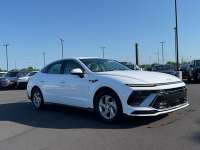 2025 Hyundai SONATA SE