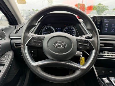 2022 Hyundai SONATA SE