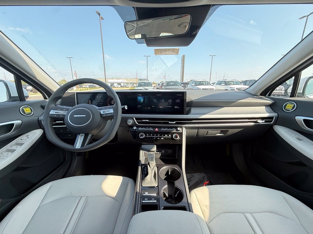 2026 Hyundai SONATA SE