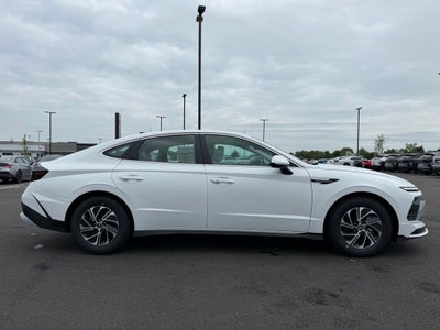 2026 Hyundai SONATA HYBRID Blue