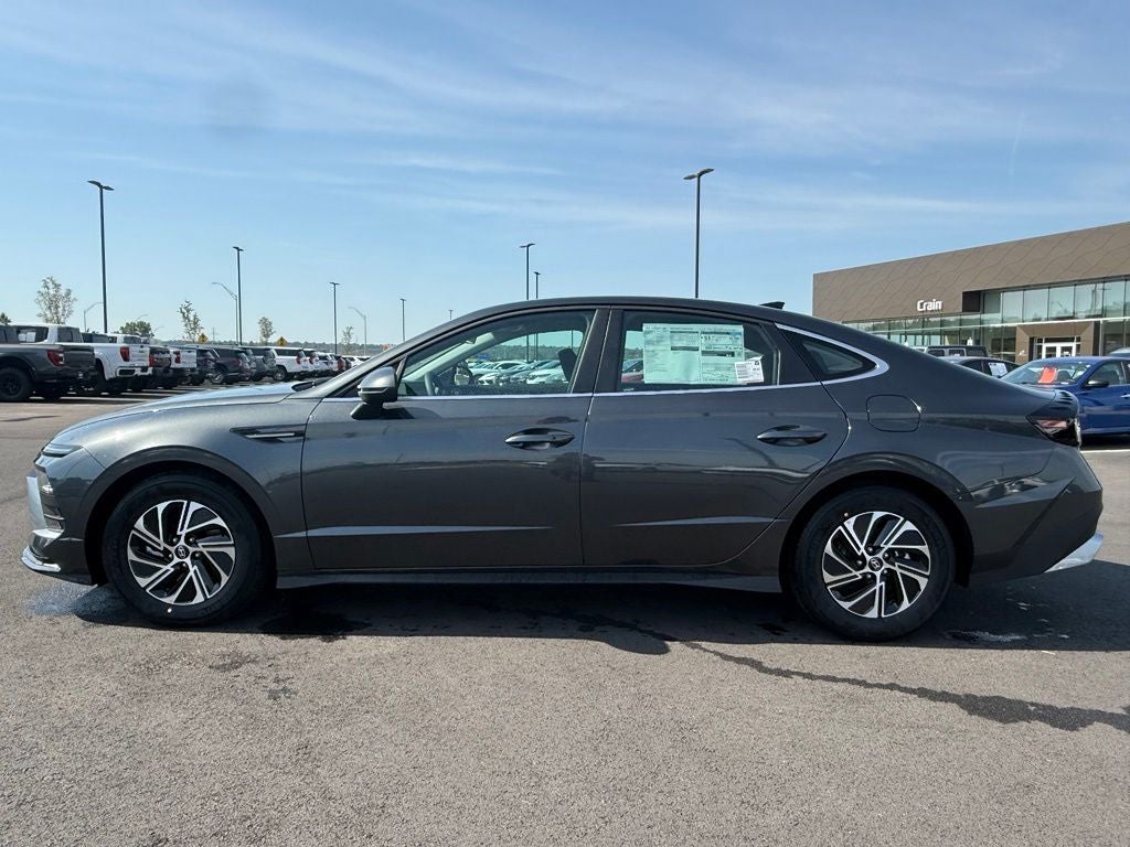 2026 Hyundai SONATA HYBRID Blue