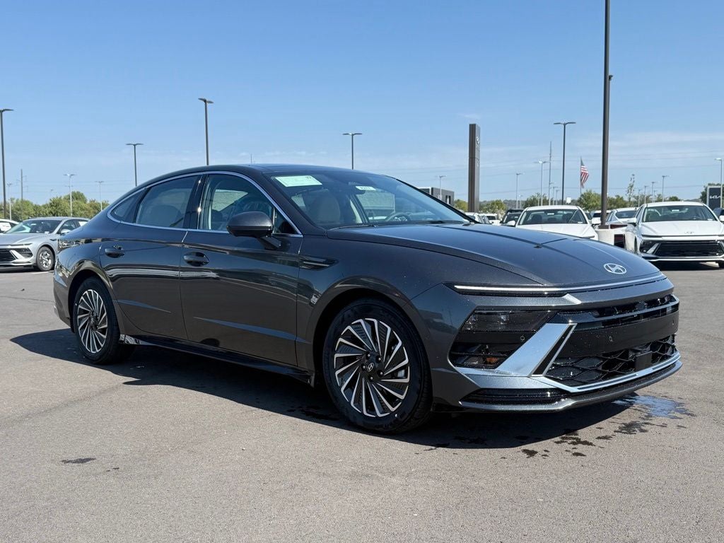 2026 Hyundai SONATA HYBRID Limited