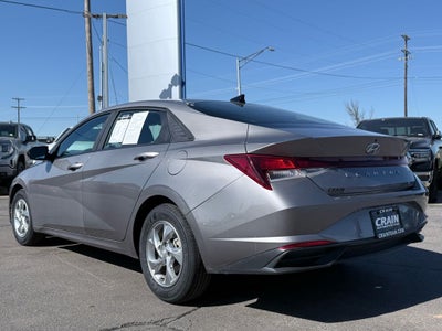 2023 Hyundai ELANTRA SE