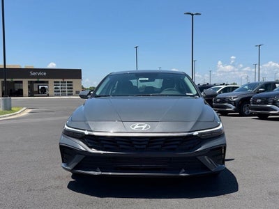2026 Hyundai ELANTRA SE