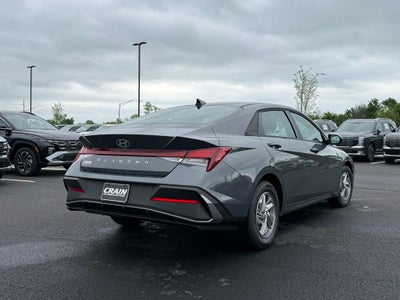 2026 Hyundai ELANTRA SE