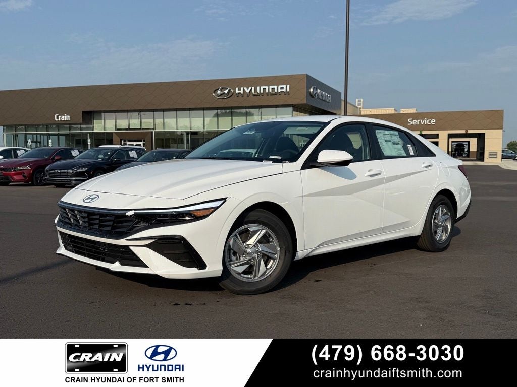 2026 Hyundai ELANTRA SE
