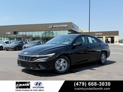 2026 Hyundai ELANTRA SE
