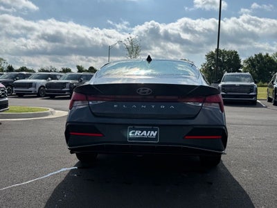 2024 Hyundai ELANTRA SEL