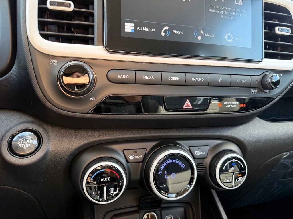 2026 Hyundai VENUE SEL W/Two-Tone Roof