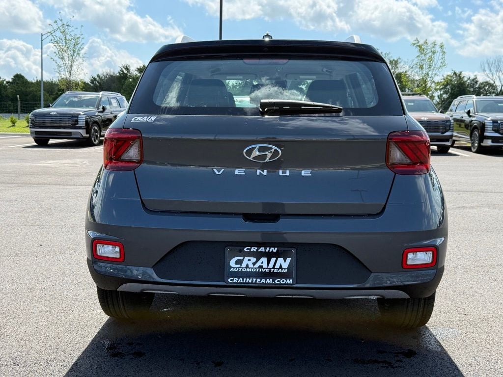 2026 Hyundai VENUE SEL W/Two-Tone Roof