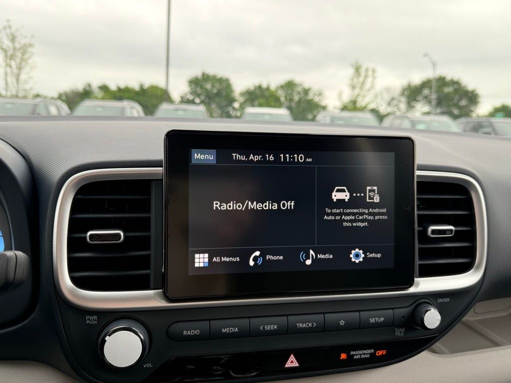 2026 Hyundai VENUE SEL W/Two-Tone Roof