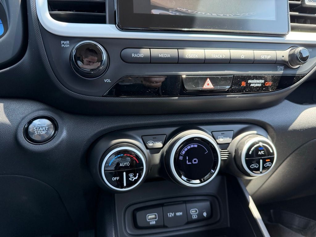 2026 Hyundai VENUE SEL W/Two-Tone Roof