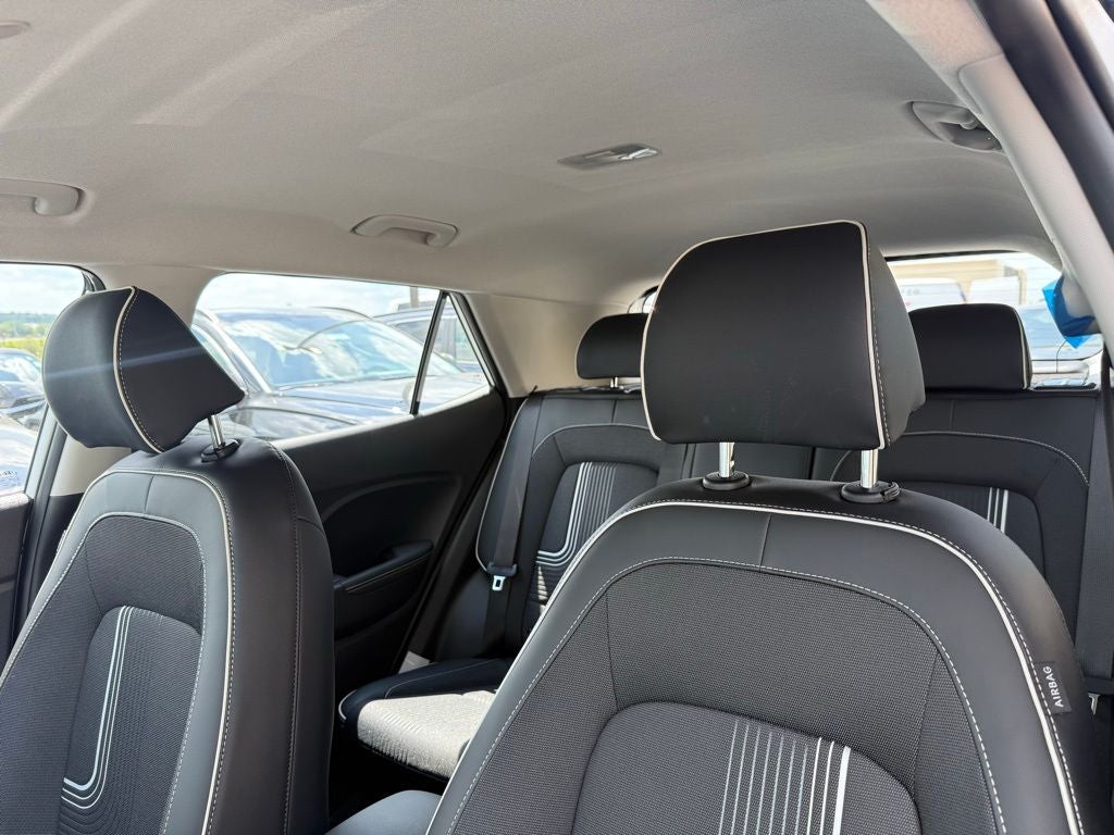 2026 Hyundai VENUE SEL W/Two-Tone Roof