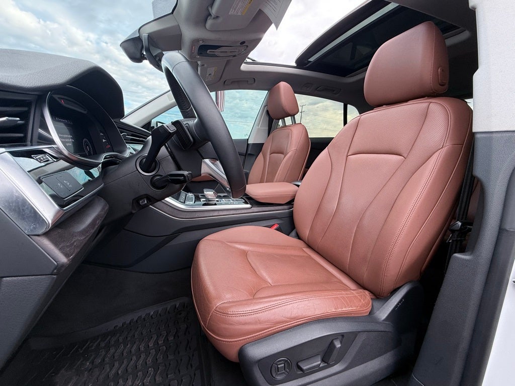 2020 Audi Q8 55 Premium Plus quattro