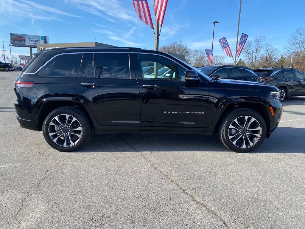 2022 Jeep Grand Cherokee Overland