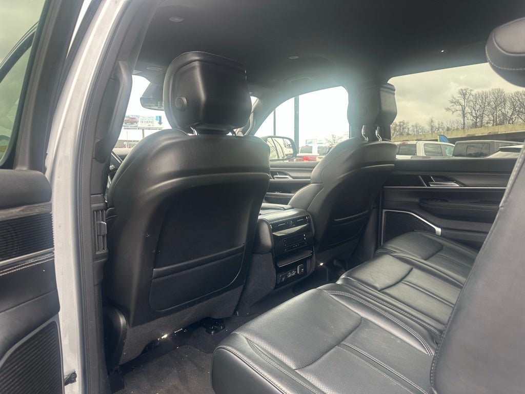 2023 Jeep Wagoneer Series III