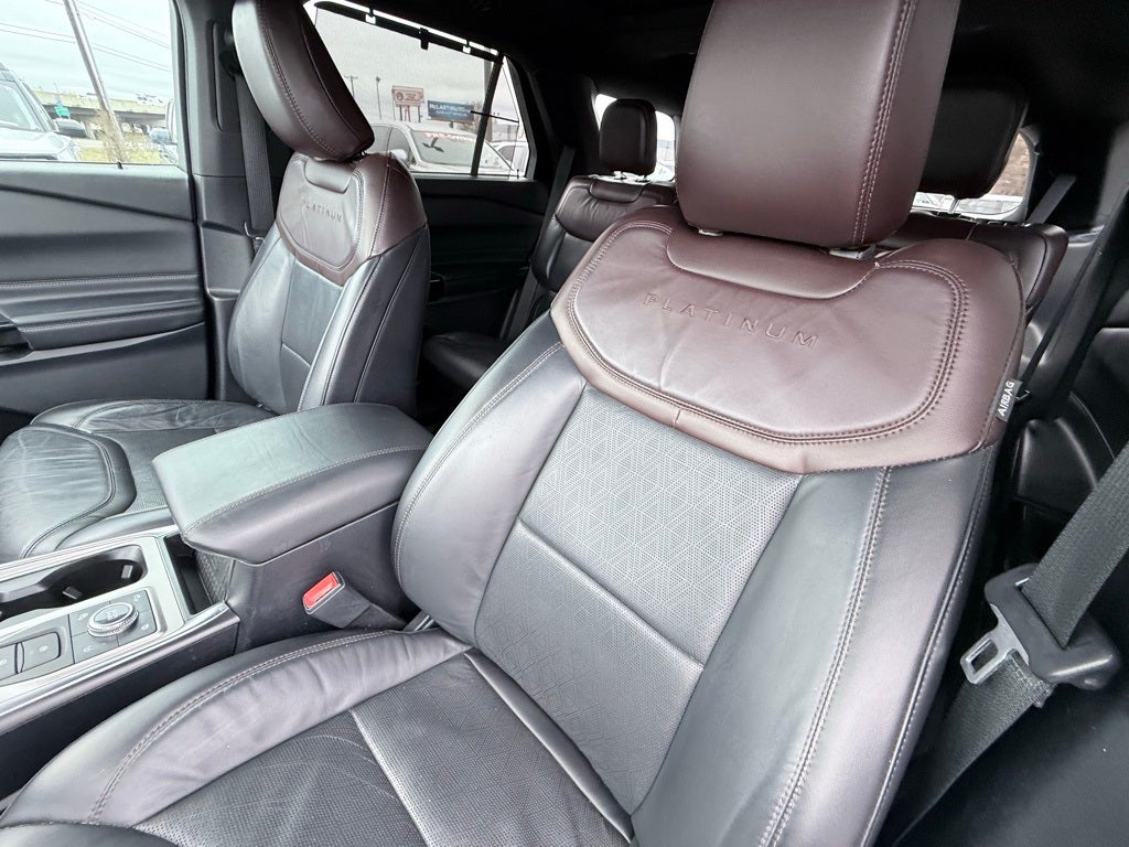 2021 Ford Explorer Platinum