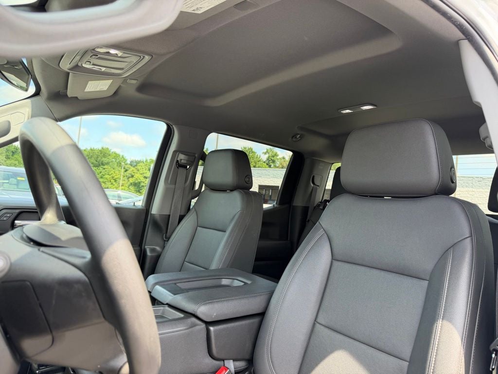 2023 Chevrolet Silverado 1500 WT 1-Owner / WT Convenience Package / Preferred Equip