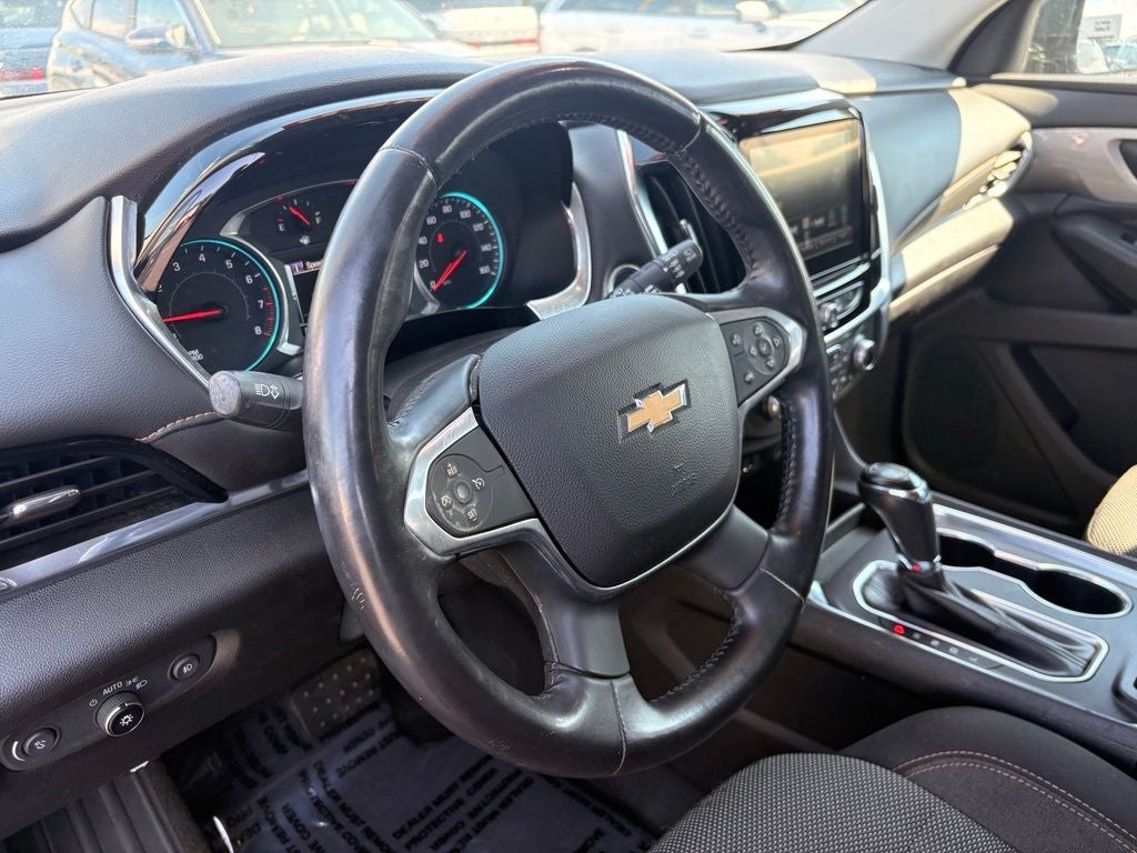 2018 Chevrolet Traverse LT Cloth w/1LT