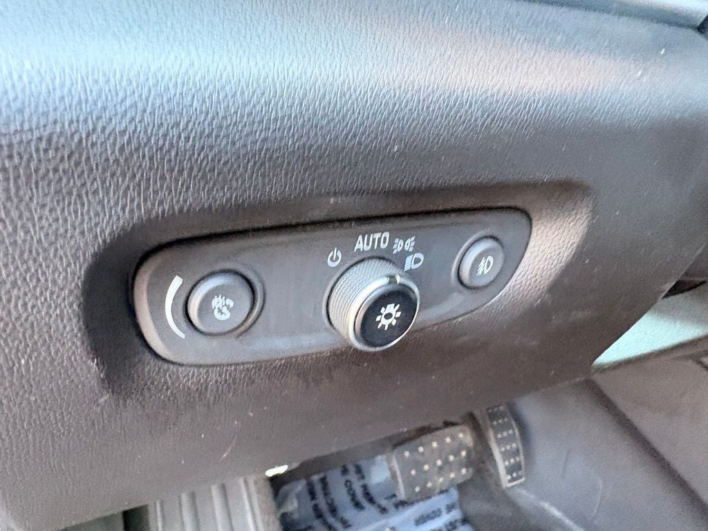 2018 Chevrolet Traverse LT Cloth w/1LT